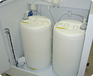 chemical-cart-interior-tanks-1