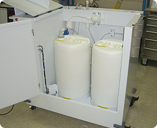 chemical-cart-interior-tanks-2